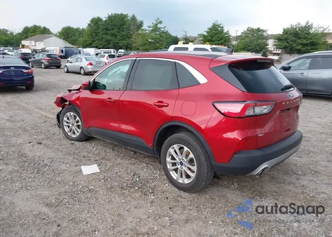 2020 Ford Escape Se z USA, uszkodzony, nr VIN 1FMCU0G68LUB71504
